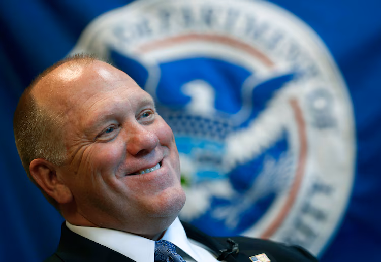 Border Czar Tom Homan, agent Art Del Cueto receive awards for leadership in defending US borders