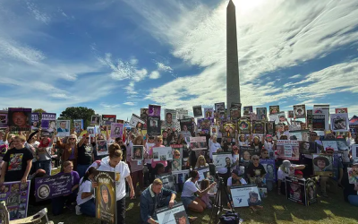Trump’s narco-terror boat crackdown hailed by mothers of victims: ‘One boat, two boat, three boat—boom’